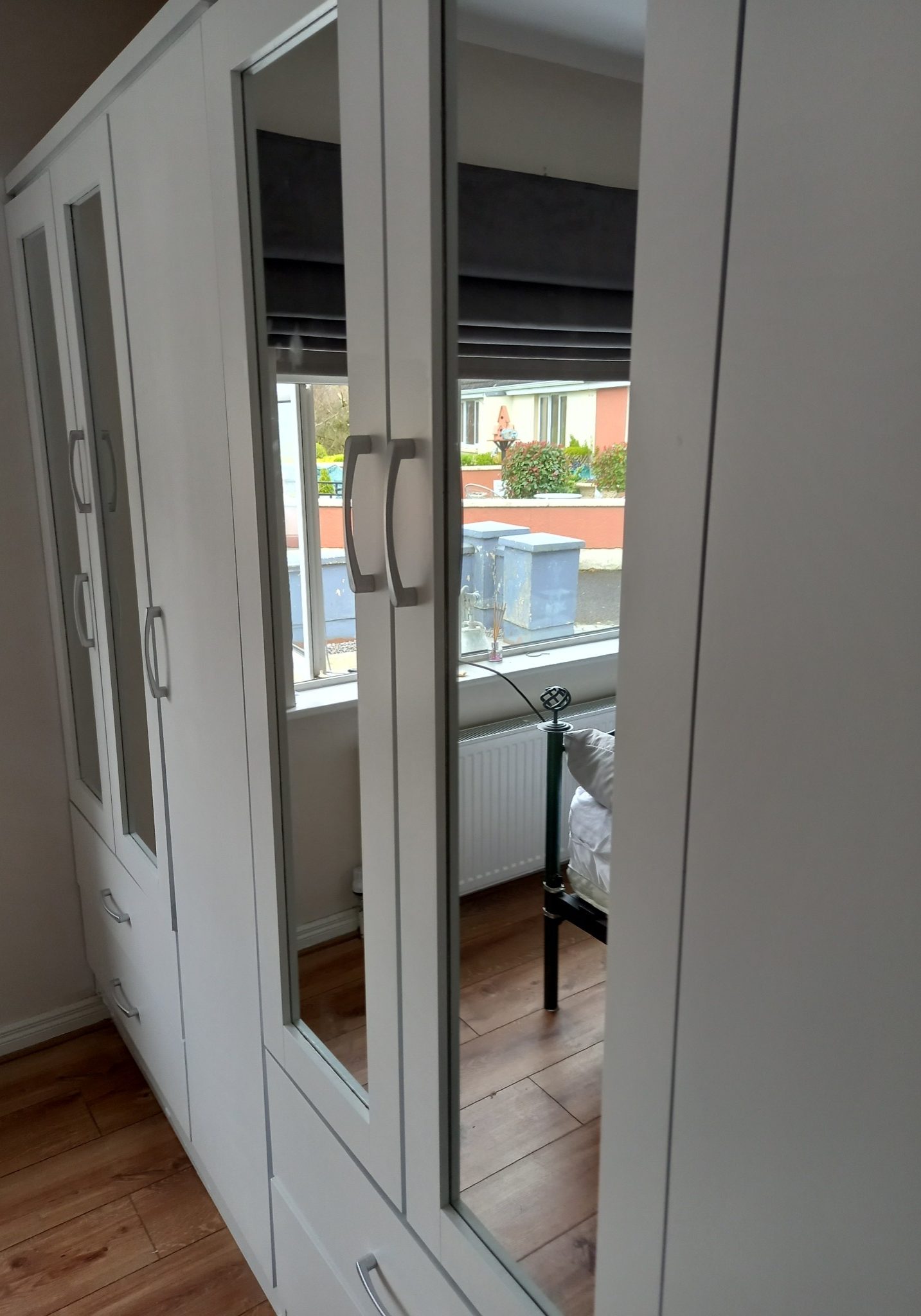 fitted furniture respraying services